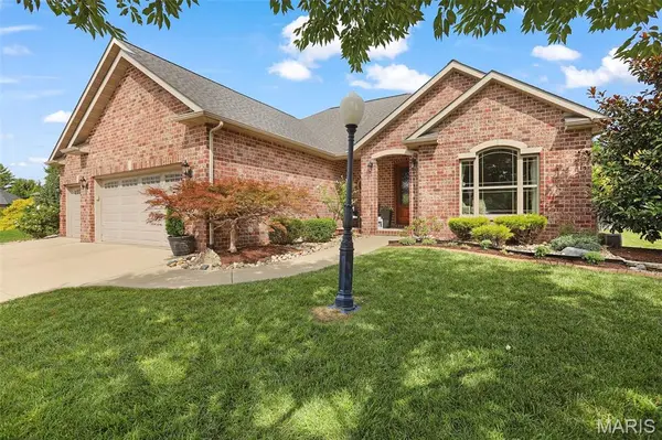 3316 Hershiser CT, Edwardsville, IL 62025
