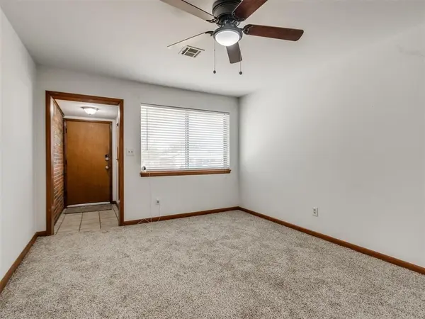 109 Rock PL, Moore, OK 73160
