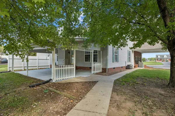 759 Rock Springs Rd, Castalian Springs, TN 37031