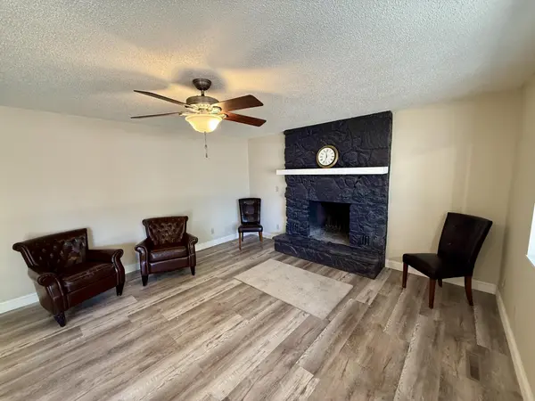609 Knox AVE, Hollister, MO 65672