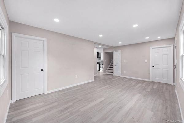739 Nostrand AVE, Uniondale, NY 11553