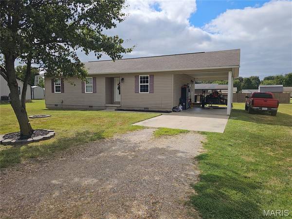 102 McNair ST, Dexter, MO 63841