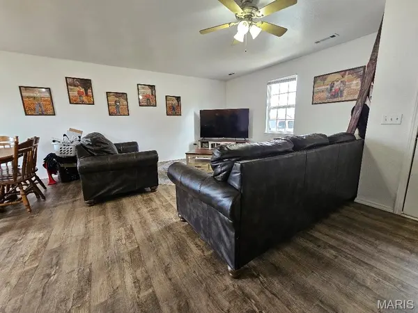 102 McNair ST, Dexter, MO 63841