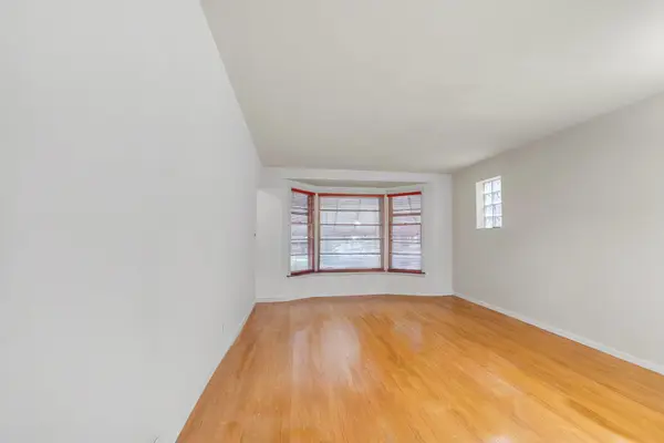 5219 N Marmora AVE, Chicago, IL 60630