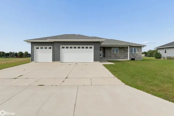 714 Cypress CT, Mason City, IA 50401