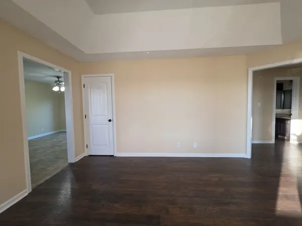 912 Hugh Hunter Rd, Oak Grove, KY 42262