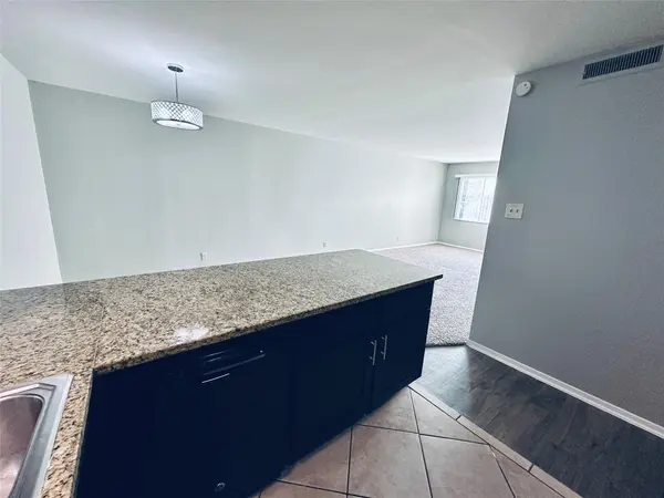 601 W 11th ST #227, Austin, TX 78701