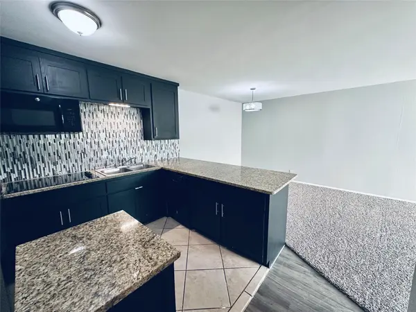 601 W 11th ST #227, Austin, TX 78701