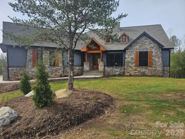 1076 Table View DR #55, Morganton, NC 28655