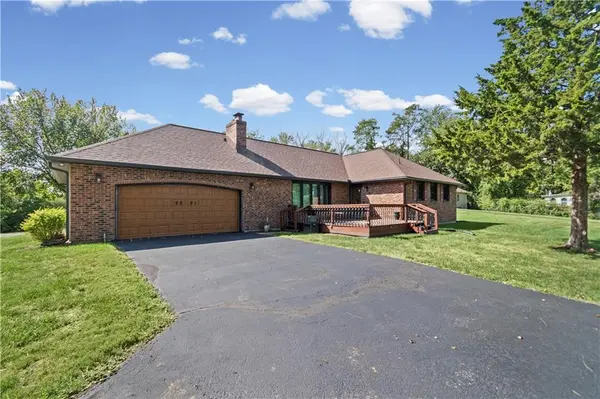 9201 Kansas AVE, Kansas City, KS 66111