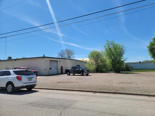 1025 E King ST, Winona, MN 55987