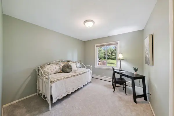 711 Kinnickinnic ST, Hudson, WI 54016
