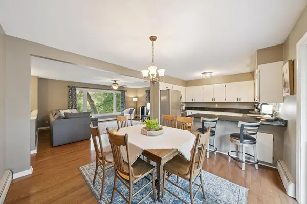 711 Kinnickinnic ST, Hudson, WI 54016