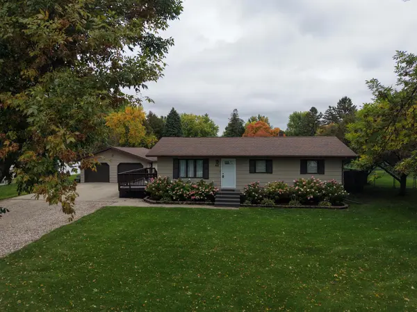 407 W Washington AVE, Mahnomen, MN 56557