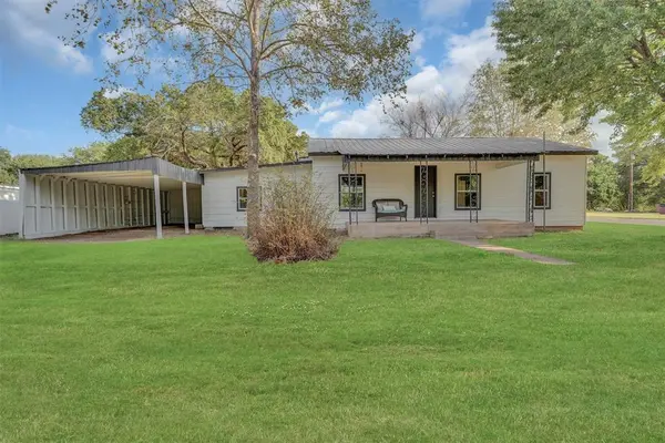 401 W 1st ST,  Erick,  OK 73645