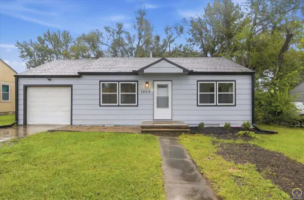 1024 SE 33rd TER, Topeka, KS 66605