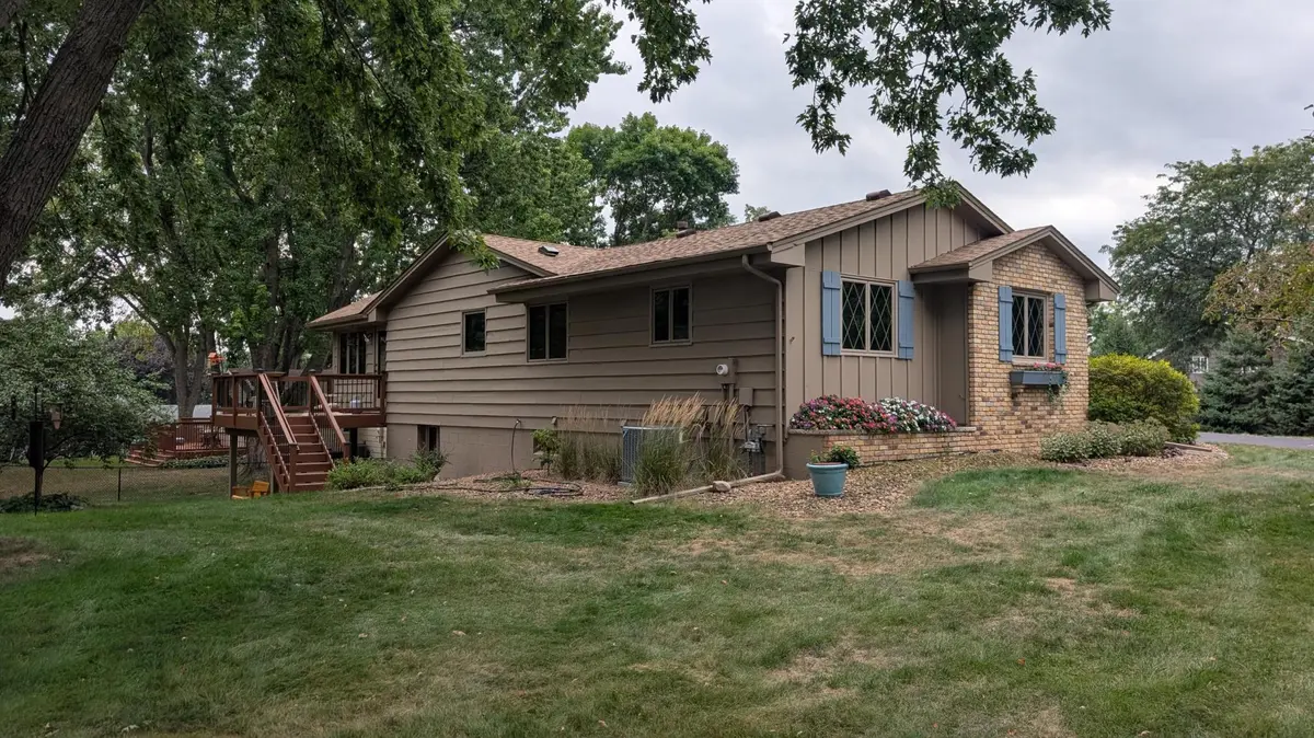 8365 Heather AVE, Eden Prairie, MN 55347