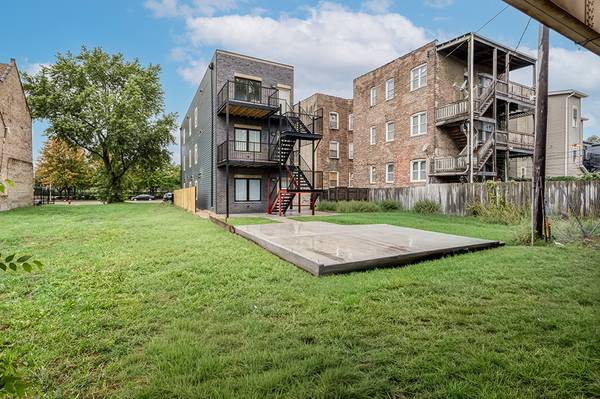 4623 S Prairie AVE, Chicago, IL 60653