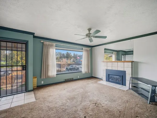 307 W 15th St, Spokane, WA 99203