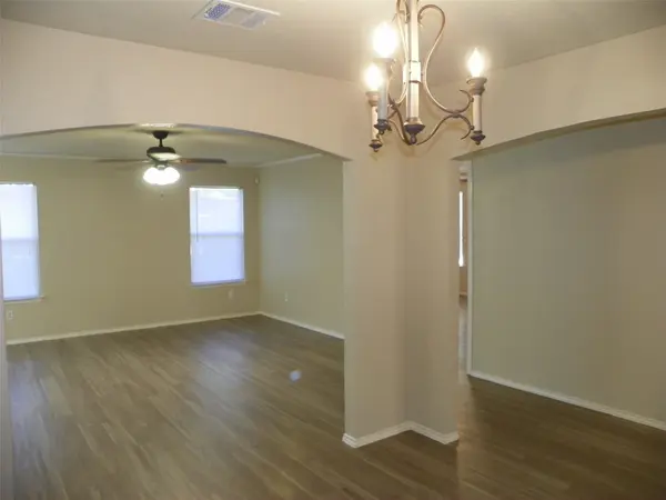 2007 Coachlamp DR, Cedar Park, TX 78613
