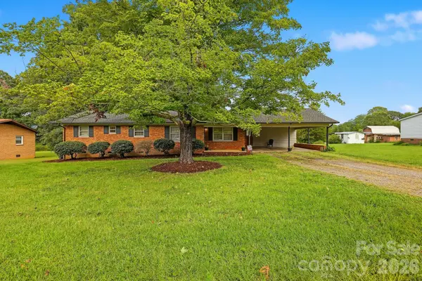 164 Davidson CT, Taylorsville, NC 28681