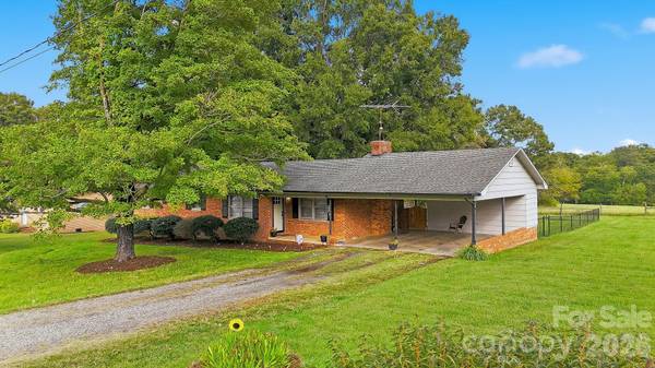 164 Davidson CT, Taylorsville, NC 28681