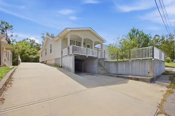 3129 Longwood AVE, Kansas City, KS 66104