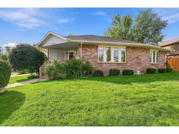 2933 Lake Park, Longmont, CO 80503