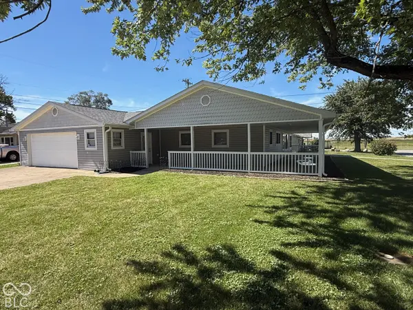 17 Parkview DR, New Whiteland, IN 46184