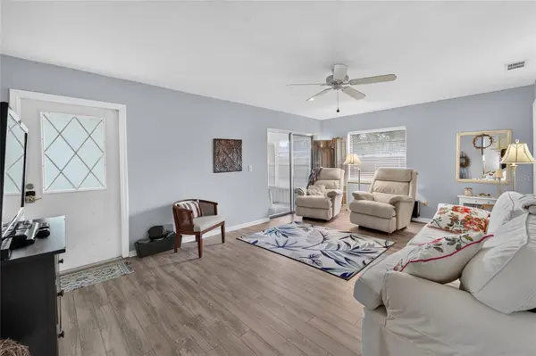 1607 HOVINGTON CIR #229, Sun City Center, FL 33573