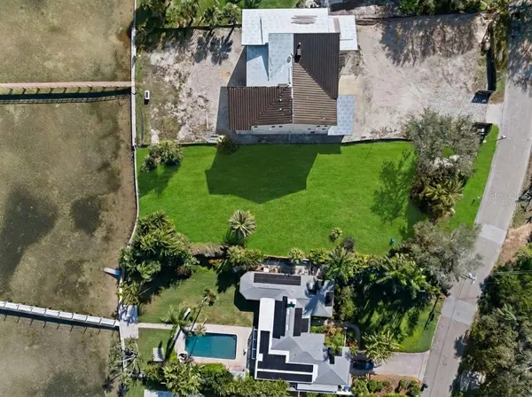 6100 BAHAMA SHORES DR S, St Petersburg, FL 33705