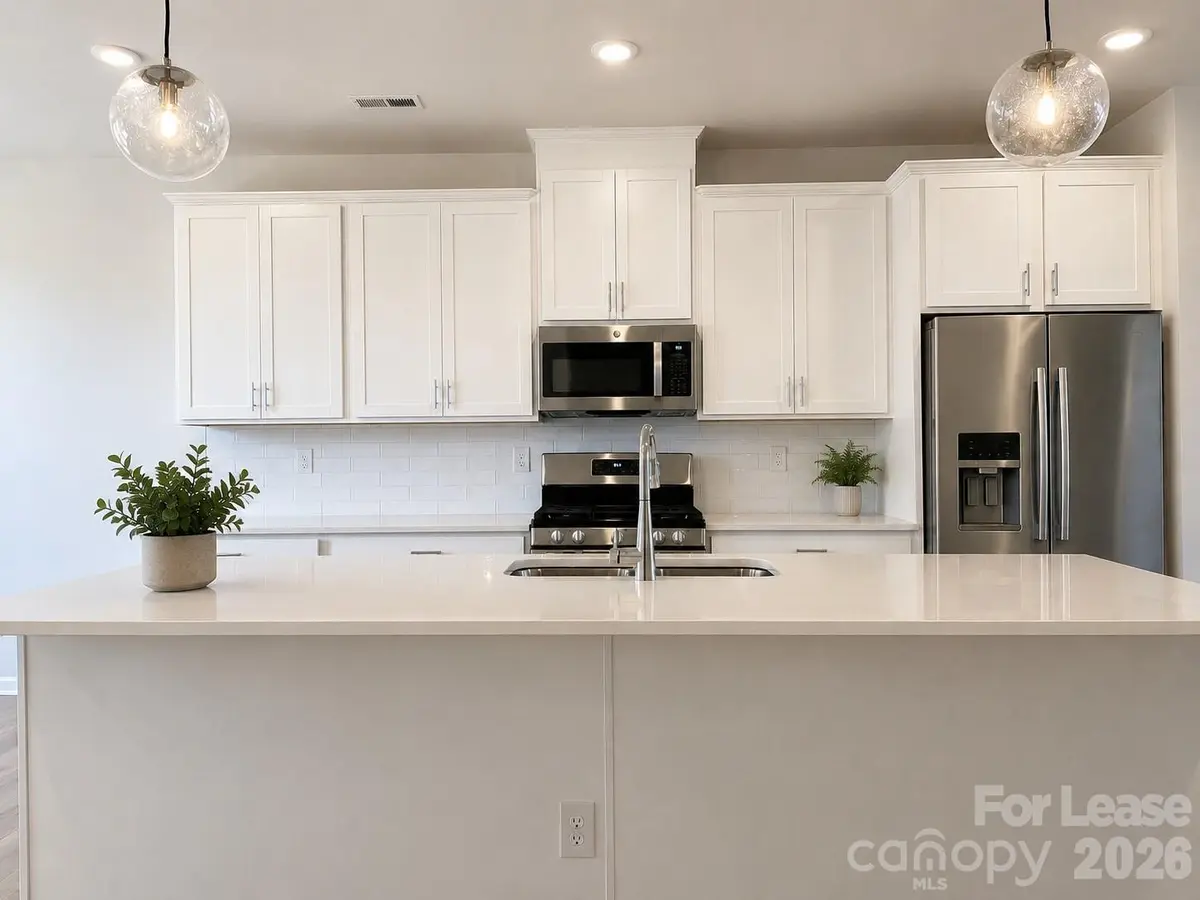 2332 Donnely Hills LN, Charlotte, NC 28262