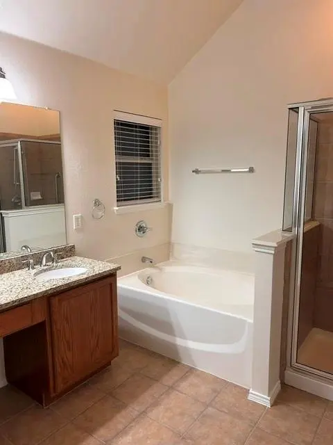 201 Old Settlers Trail, Waxahachie, TX 75167