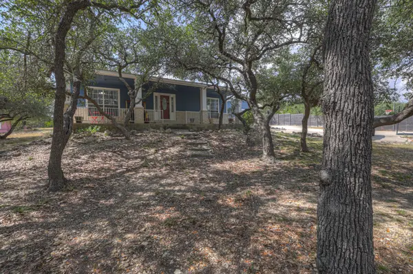 2131 Fm 484, Canyon Lake, TX 78133