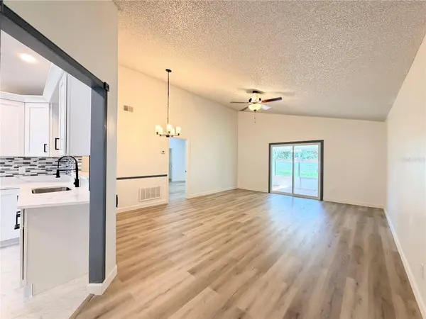 1982 GREYSTONE TRL, Orlando, FL 32818
