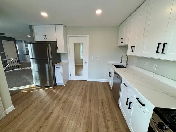 2114 Southwind CIR #7-3, Schaumburg, IL 60194