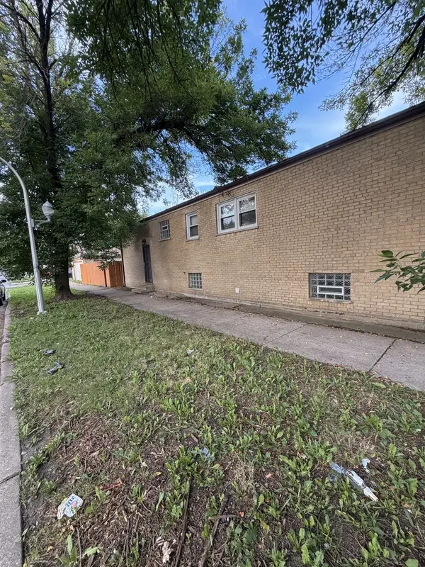 2058 W 67th PL, Chicago, IL 60636