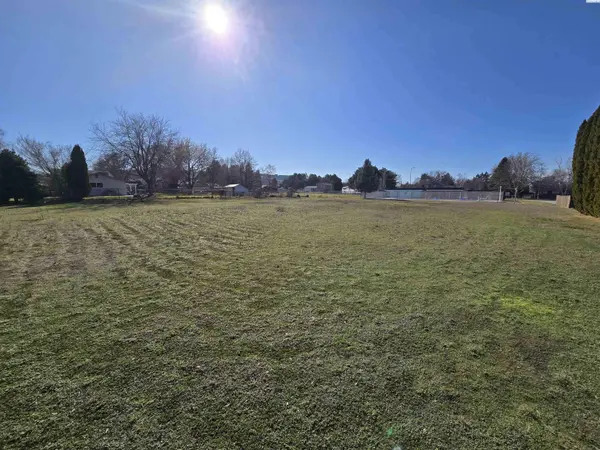 800 S Jefferson #Lot 1, Kennewick, WA 99336
