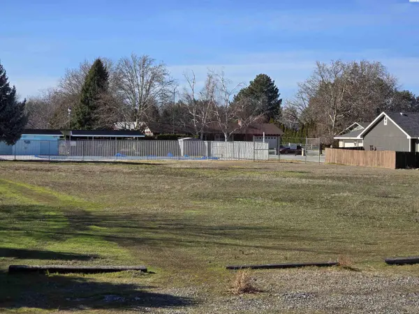 800 S Jefferson #Lot 1, Kennewick, WA 99336