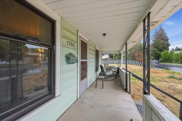 1703 E Empire Ave, Spokane, WA 99207