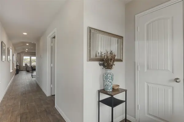 319 Globe Mallow CIR, Kyle, TX 78640