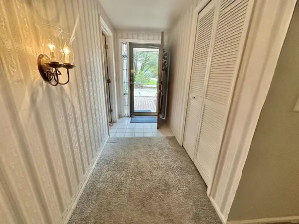 3817 Windswept DR, Fort Wayne, IN 46815-5653