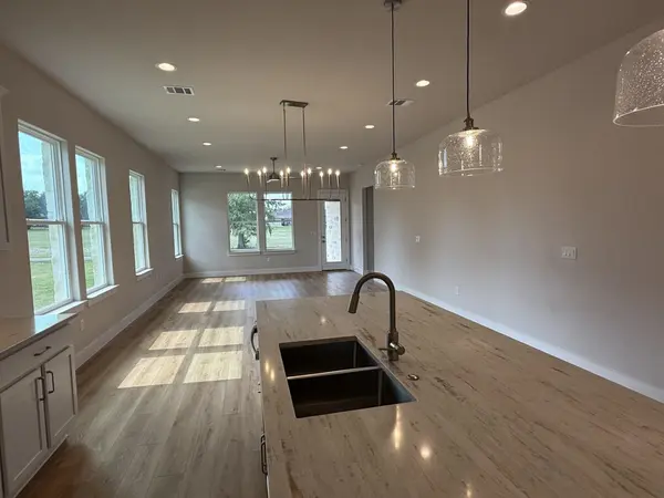 134 Pinehurst, Meadowlakes, TX 78654