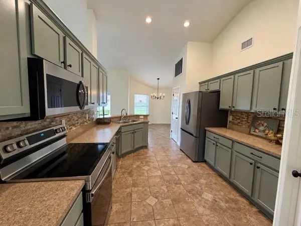 2888 STONEWOOD CIR, Lakeland, FL 33810