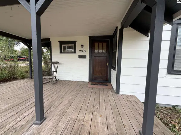 320 E lyon, Lyons, KS 67554