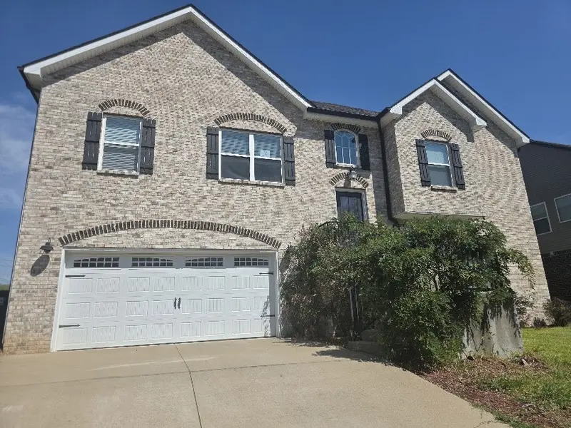 1505 Redrock Ct, Clarksville, TN 37043