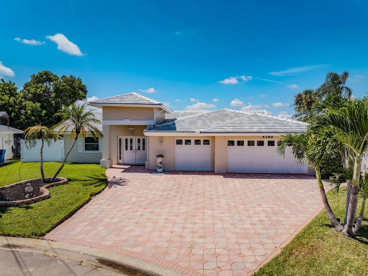 4280 13TH LN NE, St Petersburg, FL 33703