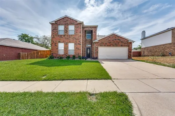 814 White Dove Drive, Arlington, TX 76017