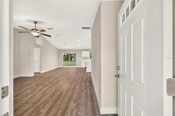 12 HEMLOCK LOOP TRL, Ocala, FL 34472