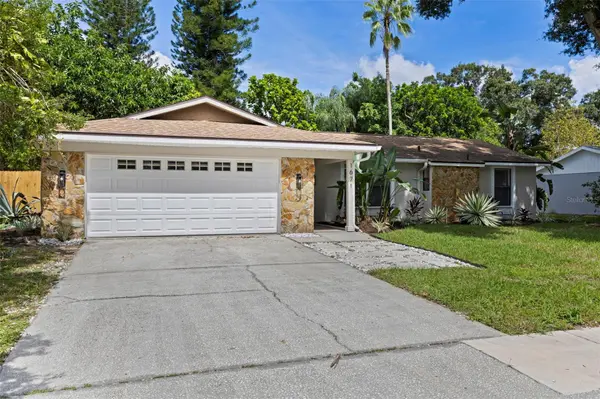 1671 CASTLEWOOD LN, Palm Harbor, FL 34683